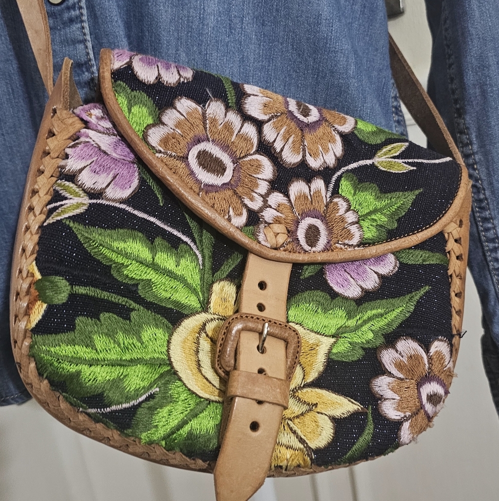 Floral Leather Embroidered Women's Bag